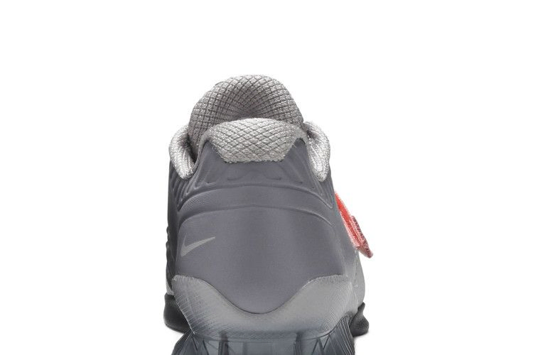 Кроссовки Nike Romaleos 3 XD 'Atmosphere Grey Pink Tint'