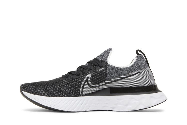 react-infinity-run-flyknit-black-white-cd4371-012_02