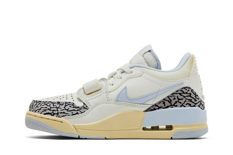 wmns-jordan-legacy-312-low-sail-football-grey-fq7827-101_02