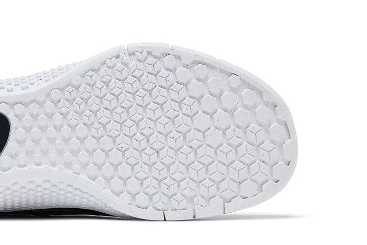 metcon-1-og-black-white-volt-fq1854-002_04