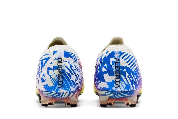 Krossovki-Neymar-Jr.-x-Nike-Mercurial-Vapor-13-Elite-AG-Pro-Jogo-Prismatico-5
