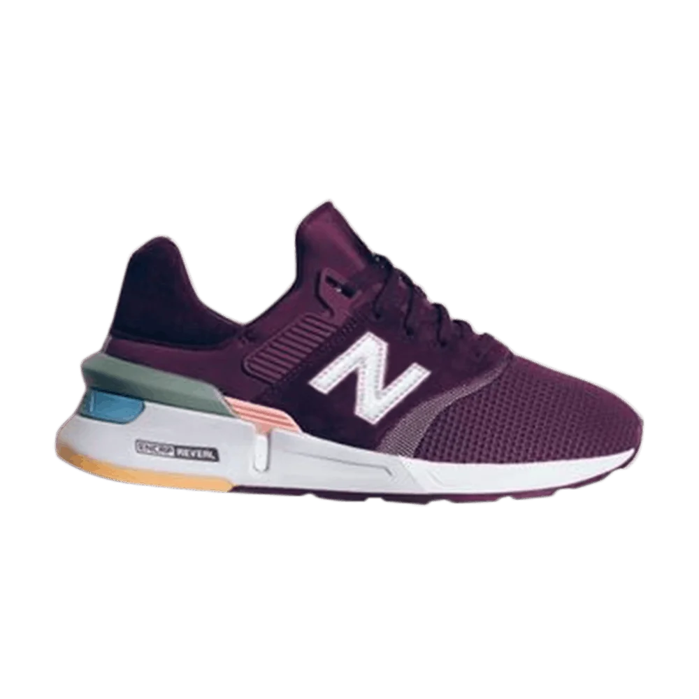 Krossovki-New-Balance-997-Reveal-Dark-Current