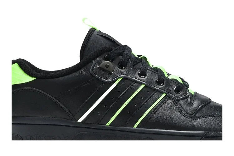Кроссовки adidas Rivalry Low 'Solar Green'