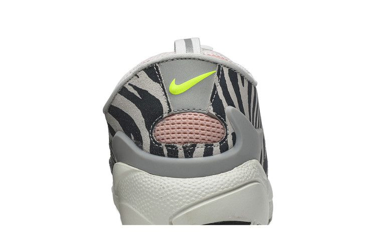 olivia-kim-x-wmns-air-footscape-no-cover-ck3321-100_06