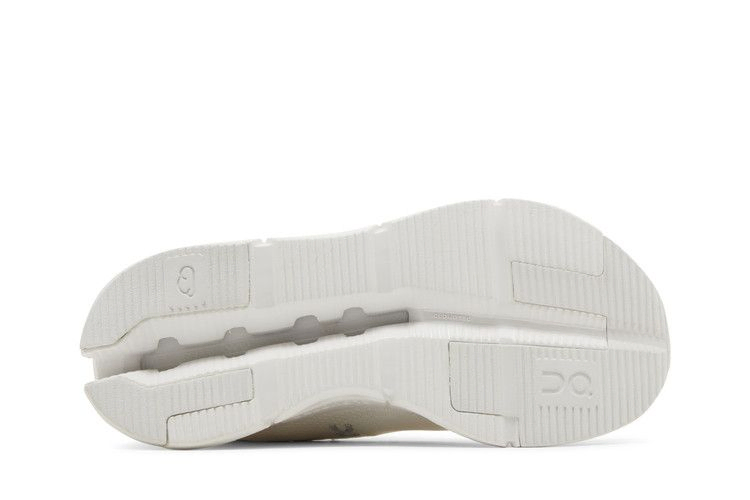 Кроссовки ON Wmns Cloudnova 'Undyed White'