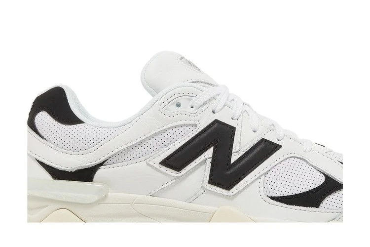 Krossovki-New-Balance-9060-White-Black-1