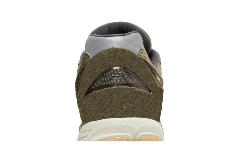 Кроссовки New Balance 2002R 'Dark Camo'