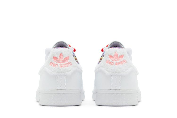 hello-kitty-x-stan-smith-hello-kitty-and-friends-hp9656_05