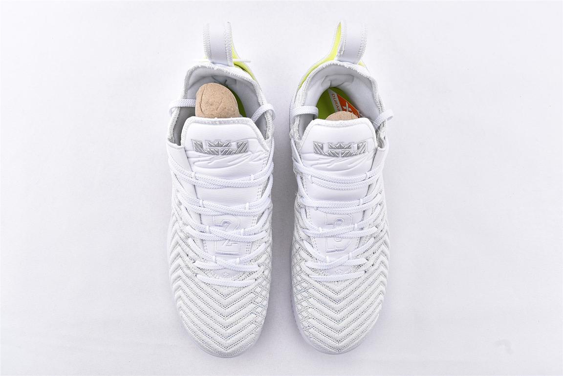 Кроссовки Nike Lebron 16 Buzz Lightyear