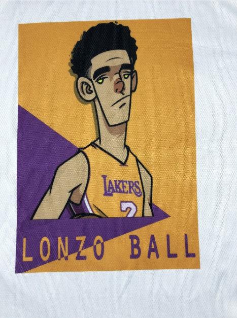 Lonzo-Ball-2-Lakers-belaya-majka-2