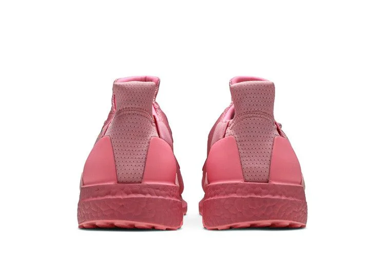Krossovki-Pharrell-x-Billionaire-Boys-Club-x-adidas-Solar-Hu-Now-Is-Her-Time-5