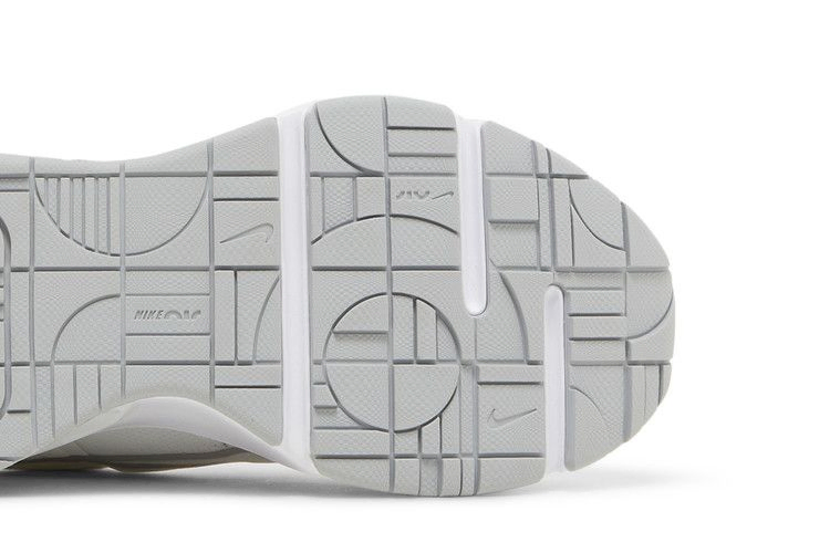wmns-air-max-interlock-summit-white-light-smoke-grey-dq2904-100_04