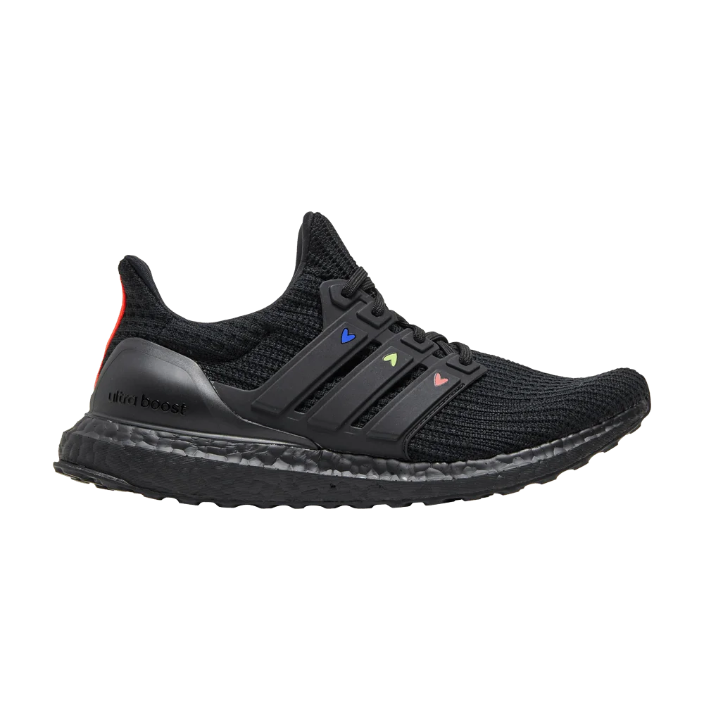 Krossovki-Adidas-UltraBoost-4.0-DNA-Black-Hearts
