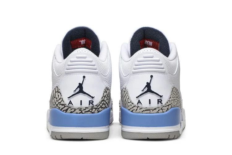 Кроссовки Air Jordan 3 Retro 'UNC'