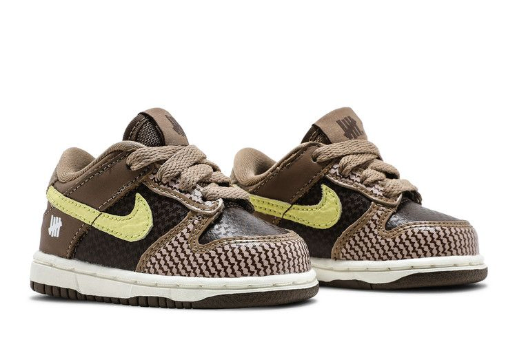 undefeated-x-dunk-low-sp-td-canteen-dj4307-200_07