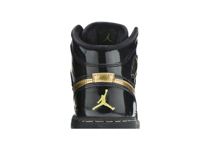 girls-air-jordan-1-phat-gs-364781-001_06