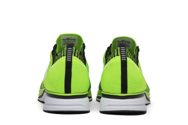 Кроссовки Nike Flyknit Trainer+ 'Electric Green'
