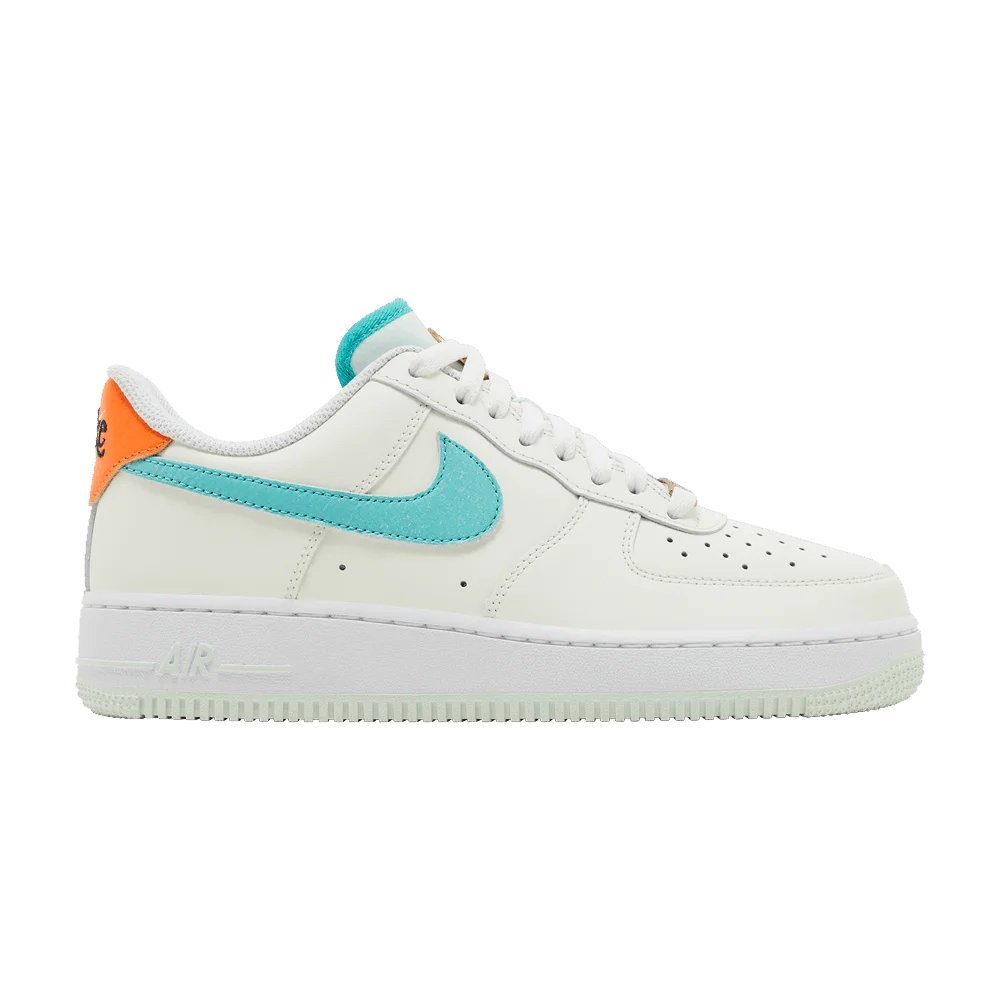 Krossovki-Nike-Air-Force-1-07-LV8-Be-The-One
