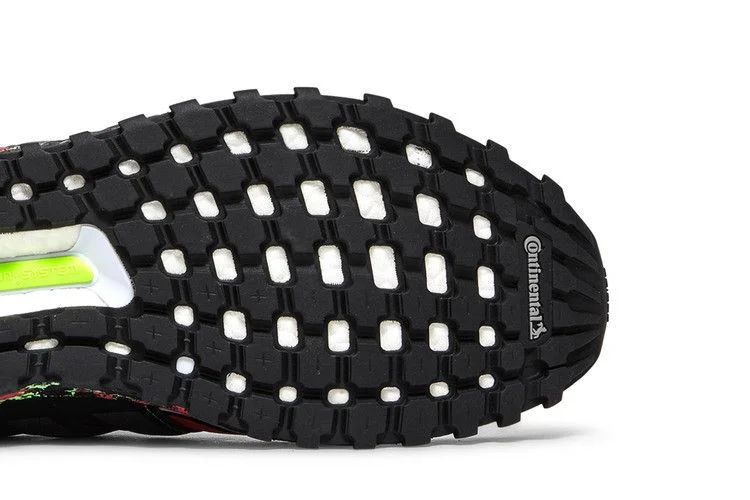 Krossovki-adidas-UltraBoost-Winter.Rdy-DNA-Black-Signal-Pink-4