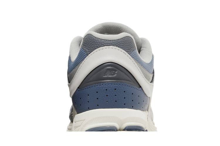 Кроссовки atmos x New Balance 2002R 'Cybernetics Blue'