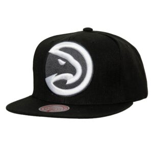 Mitchell-Ness-XL-BWG-Snapback-Atlanta-Hawks-Hat-300x300