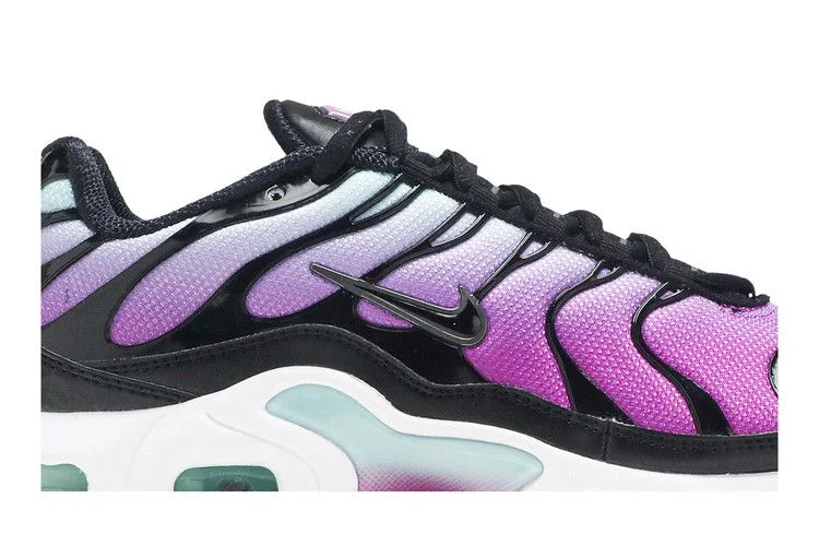 Krossovki-Nike-Air-Max-Plus-GS-Aurora-Hyper-Violet-1