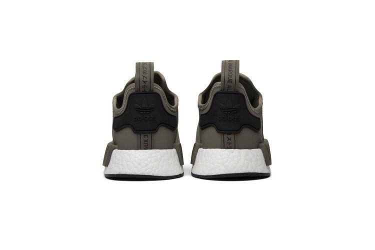 Кроссовки Adidas NMD_R1 'Trace Cargo'
