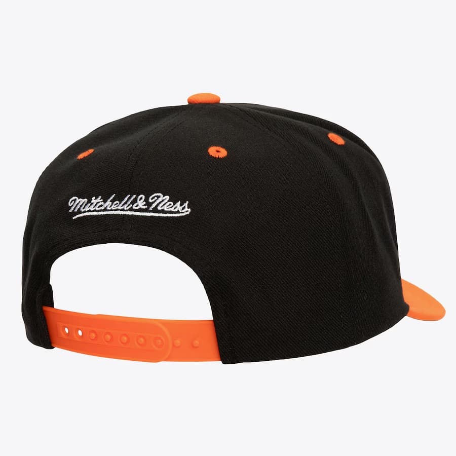 Mitchell-Ness-Black-San-Francisco-Giants-Wavy-Pro-Crown-Snapback-Hat-1