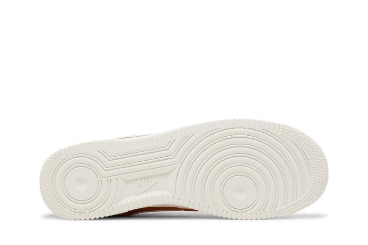 air-force-1-low-07-se-monarch-nylon-fb2048-800_03