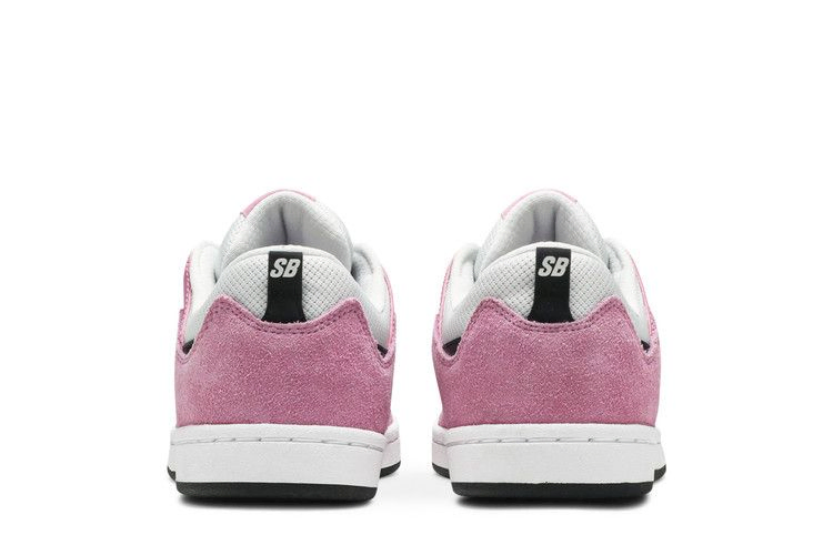 wmns-alleyoop-sb-magic-flamingo-cq0369-600_05
