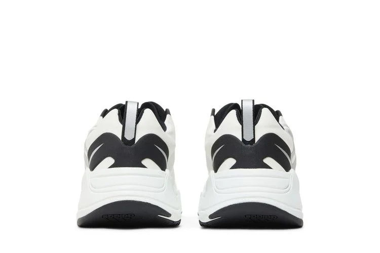Кроссовки adidas Men's Yeezy Boost 700 MNVN Laceless 'Analog'