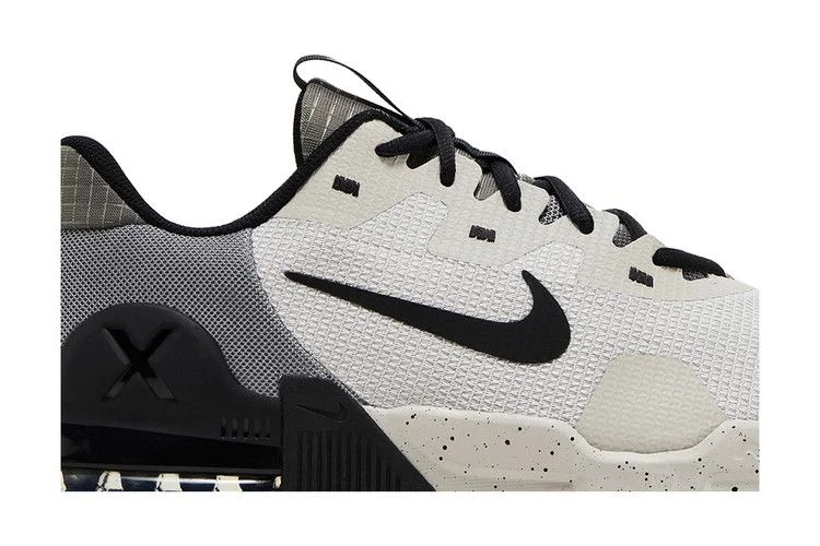 Krossovki-Nike-Air-Max-Alpha-Trainer-5-Light-Iron-Ore-Black-1