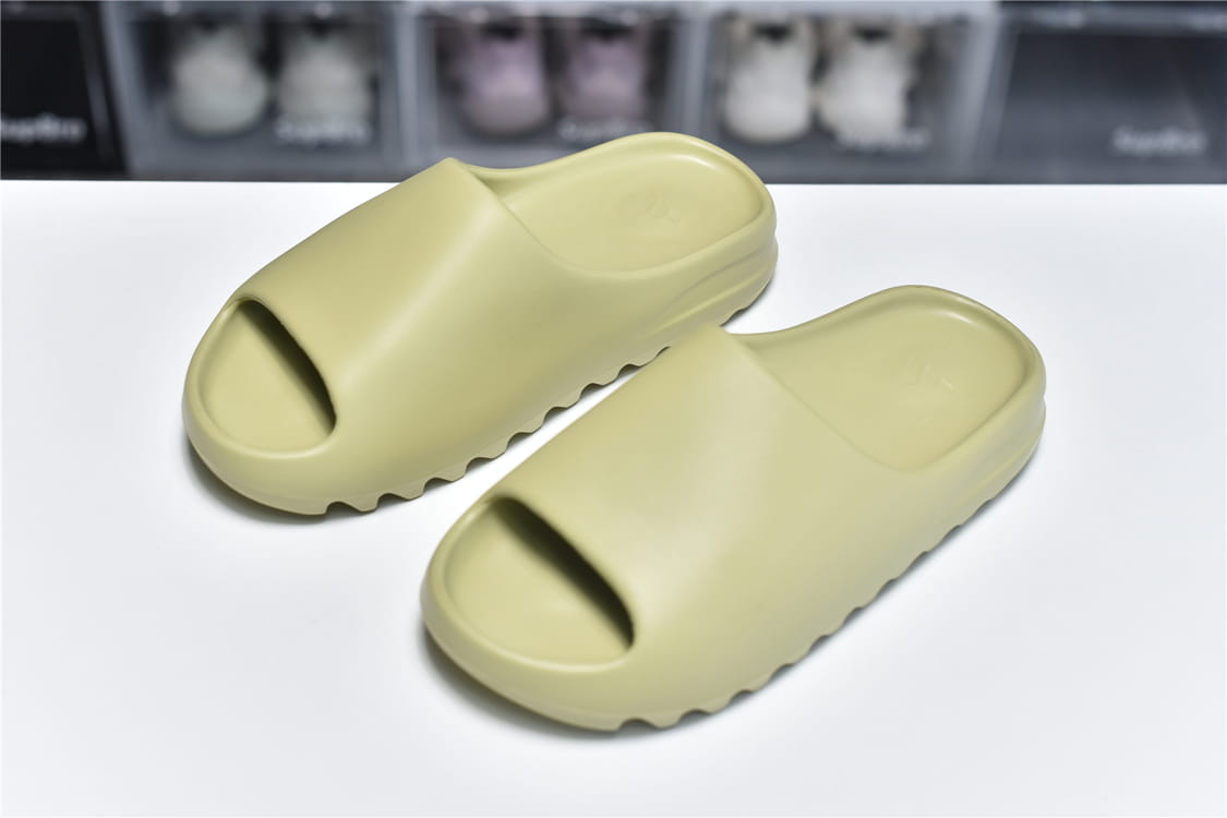 adidas-Yeezy-Slide-Resin-8