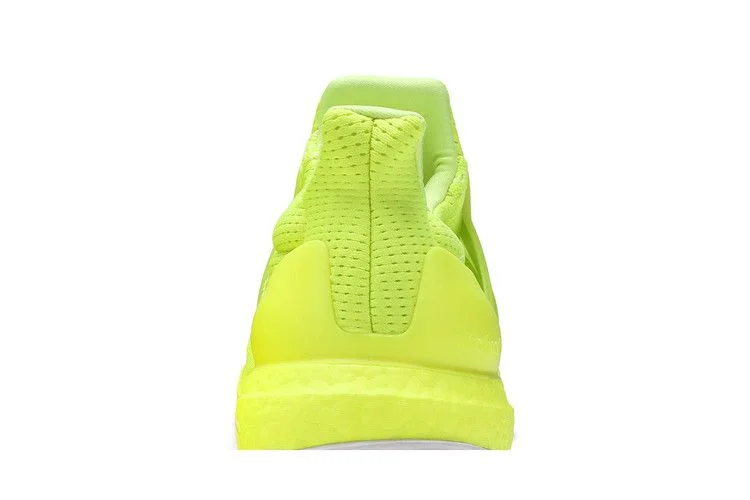Krossovki-adidas-UltraBoost-1.0-DNA-Solar-Yellow-6