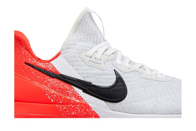 Кроссовки Nike Air Zoom Infinity Tour 'White Infrared'