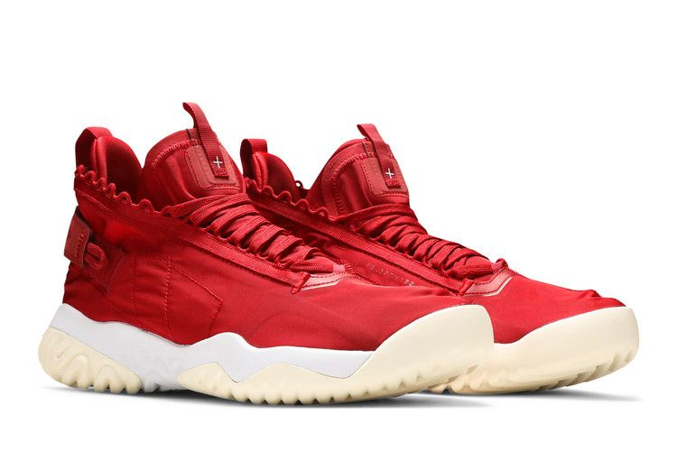 jordan-proto-react-university-red-bv1654-601_07