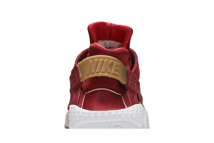 wmns-air-huarache-sd-gym-red-aa0524-601_06