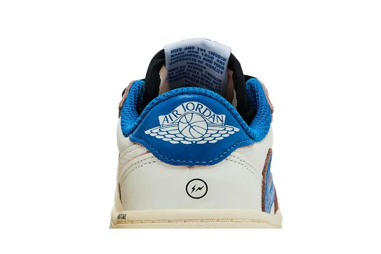 Кроссовки Fragment Design x Travis Scott x Air Jordan 1 Retro Low OG SP TD 'Sail Military Blue'