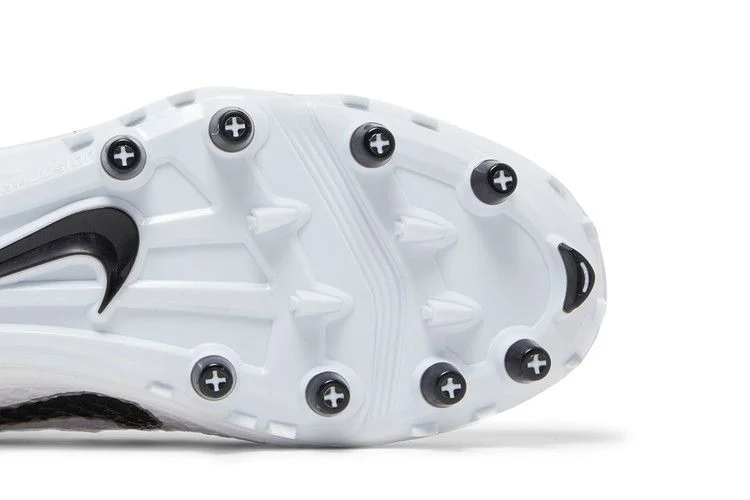 Krossovki-Nike-Lunarbeast-Elite-TD-CF-White-Black-4