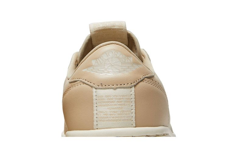 Кроссовки Wmns Air Jordan 1 Low Slip-On 'Desert Ore'