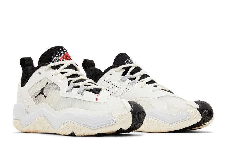 Krossovki-Air-Jordan-One-Take-4-Sail-Black-7