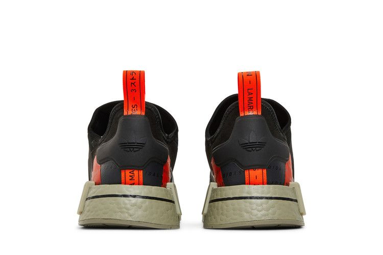Кроссовки Adidas NMD_R1 'Black Solar Red'