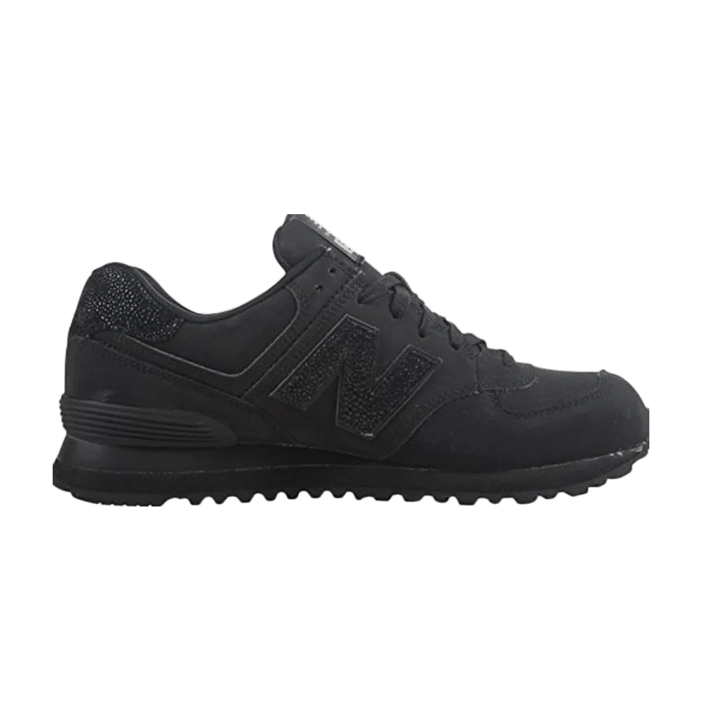 Krossovki-New-Balance-574-Triple-Black-1