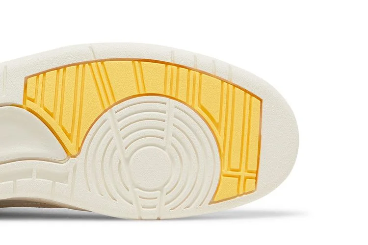 Krossovki-Maison-Chateau-Rouge-x-Air-Jordan-2-United-Youth-International-4