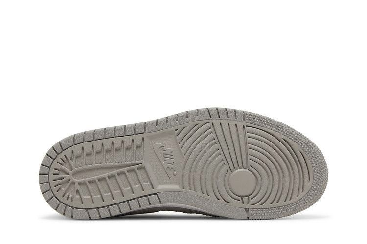 Кроссовки Wmns Air Jordan 1 High Zoom Comfort 'Medium Grey'