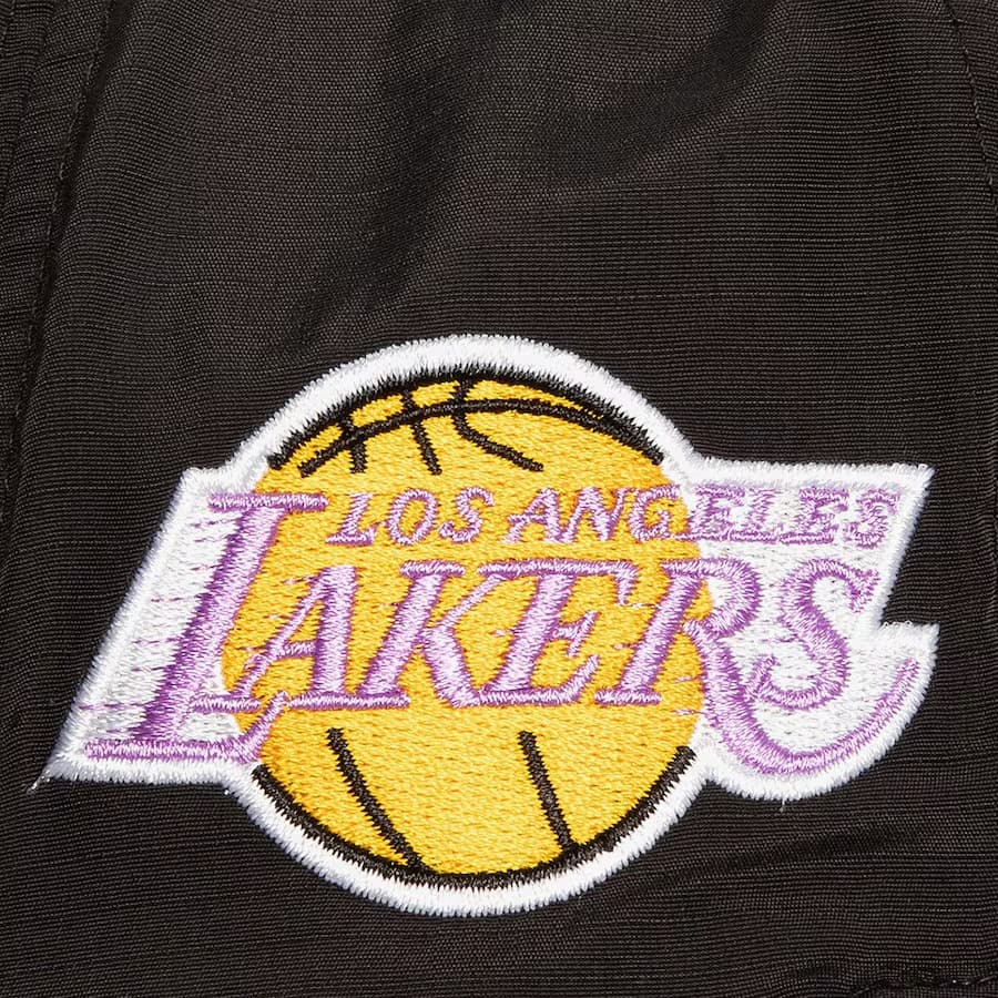 Mitchell-Ness-Black-Los-Angeles-Lakers-90s-Reflective-Vintage-Logo-Snapback-Hat-2