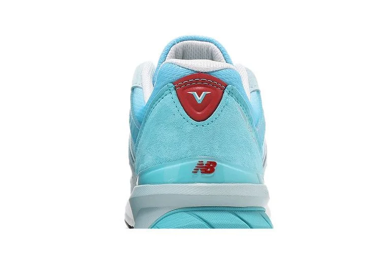Krossovki-New-Balance-990v5-Made-in-USA-Ice-Blue-6
