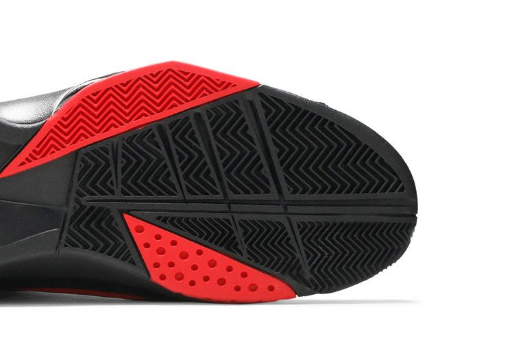 Кроссовки Air Jordan True Flight 'Black University Red'