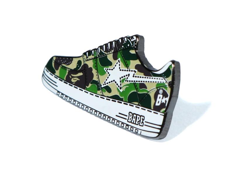 Значок BAPE ABC Camo Bapesta Pintrill Pin Green