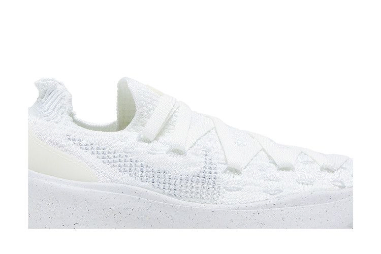 wmns-space-hippie-04-white-da2725-100_01